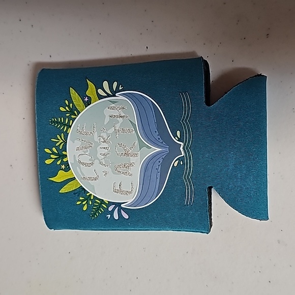 Love our earth koozie - Picture 1 of 3